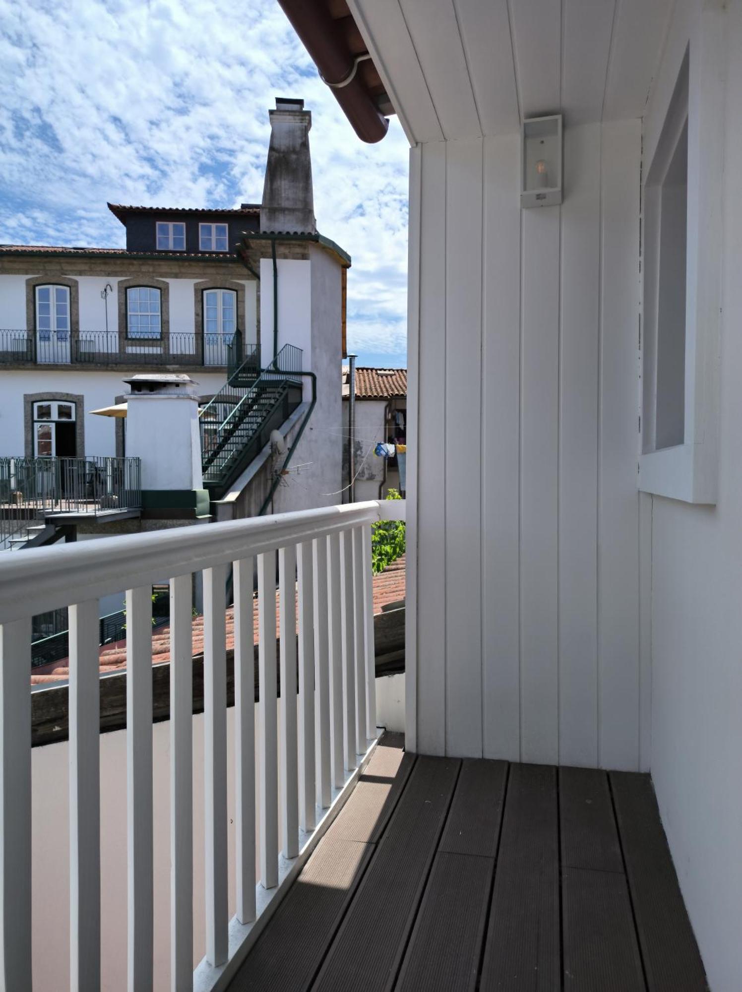Domi Suites & Studios Guimarães Exterior foto